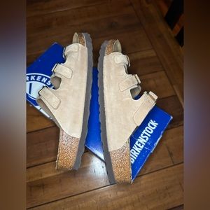 Women’s Birkenstock Florida Fresh SFB
Multi-Strap Sandcastle Size 7